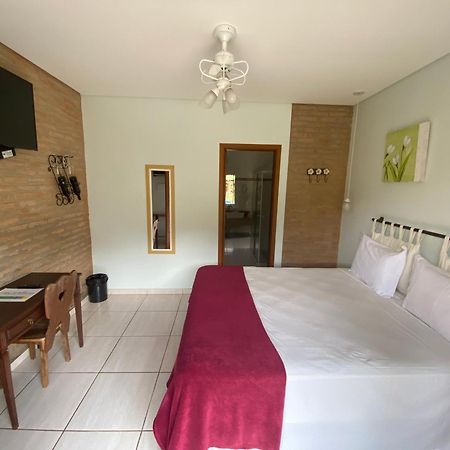Villa Cottage Pousada Монті-Алегрі-ду-Сул Екстер'єр фото